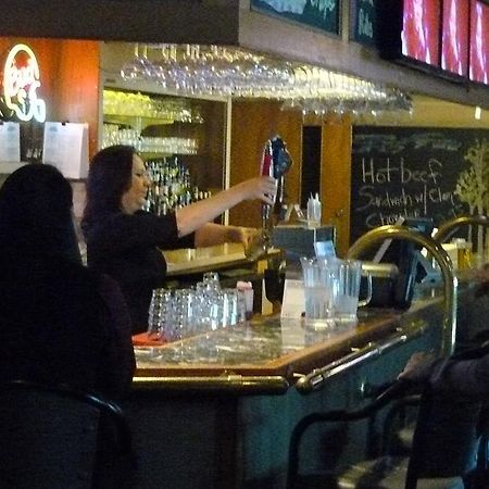 Ptarmigan Inn Hay River Εξωτερικό φωτογραφία