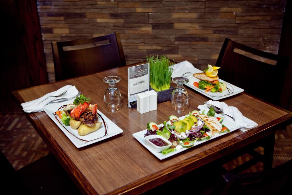 Ptarmigan Inn Hay River Εξωτερικό φωτογραφία