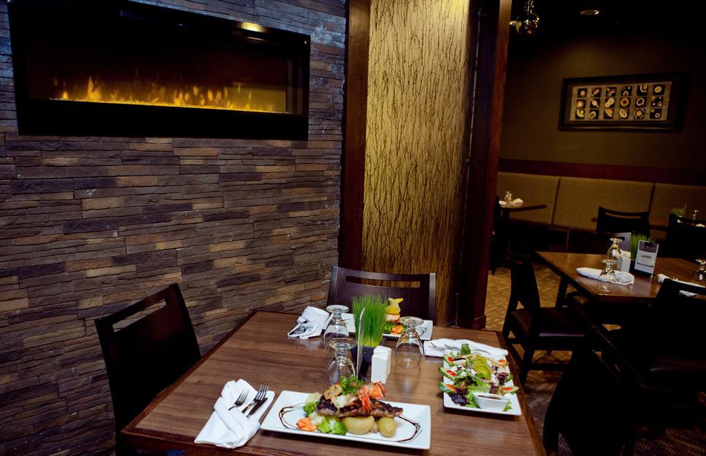 Ptarmigan Inn Hay River Εξωτερικό φωτογραφία
